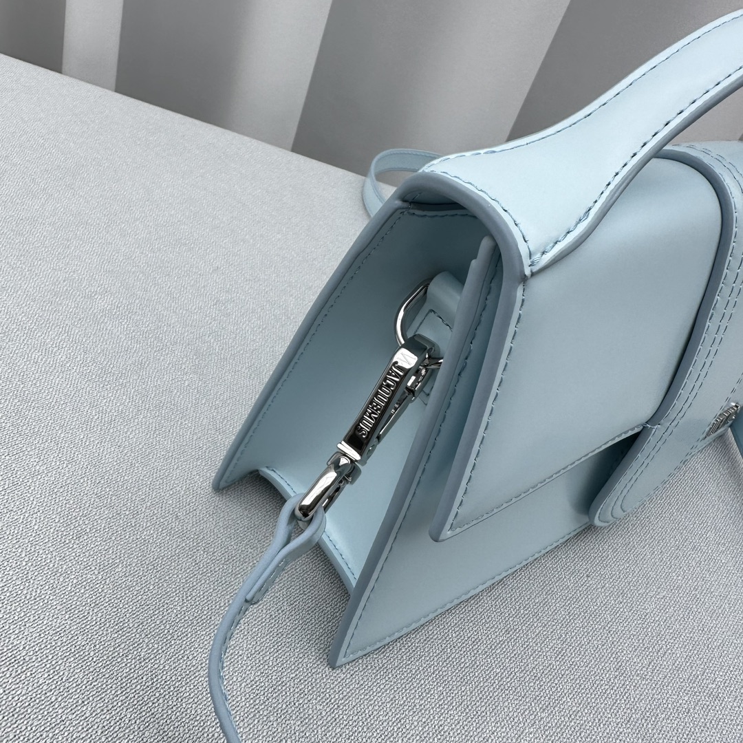 Jacquemus Satchel Bags